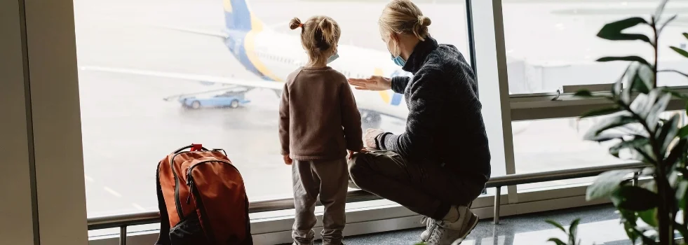 What is the airlines policy for unaccompanied minors?