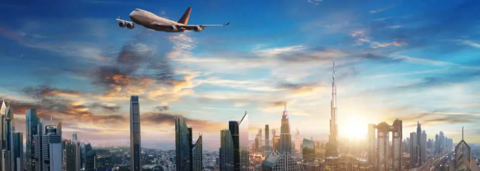 Which airlines fly direct to Dubai from USA?