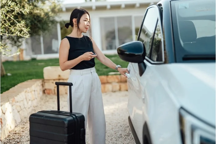 How to Avoid Common Car Rental Mistakes: A Guide for Customers?