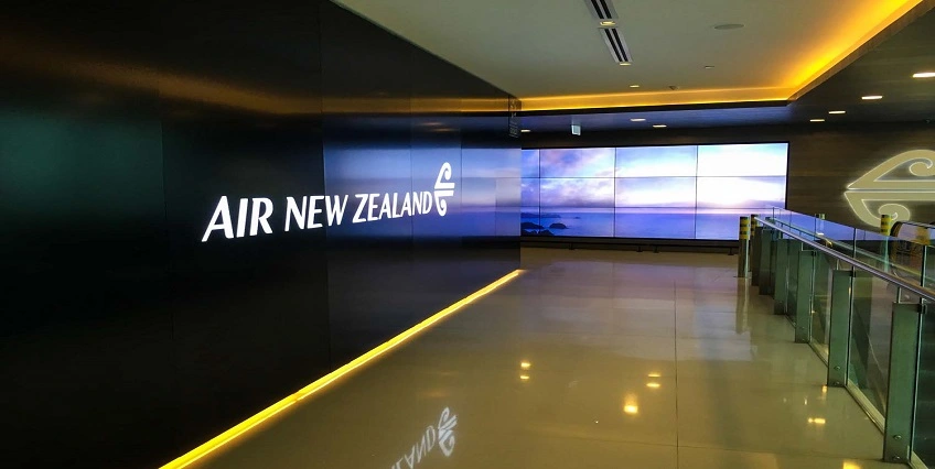 Does Air NZ Premium Economy get lounge access?