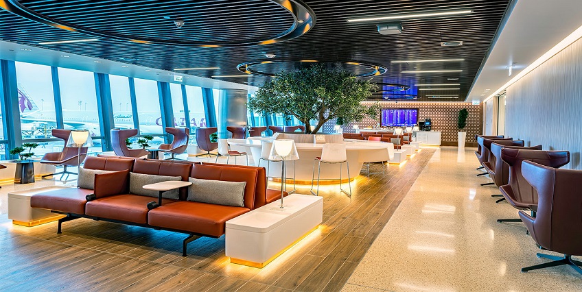 How to get in Qatar Airways lounge?